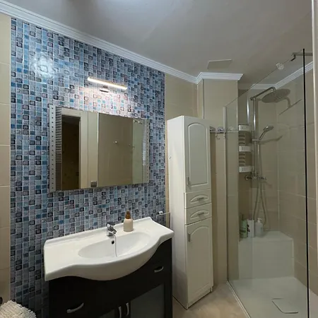 Playa La Carihuela アパート トレモリノス