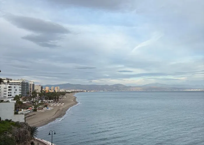 Playa La Carihuela Apartment *