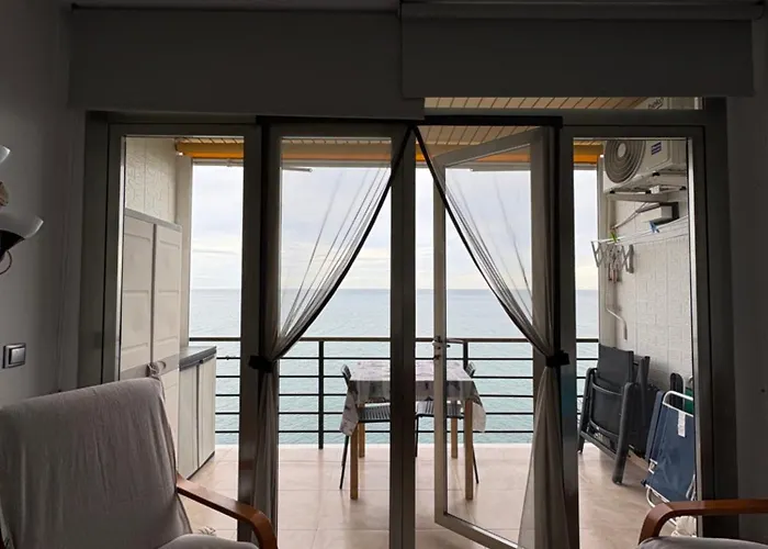 Playa La Carihuela Torremolinos