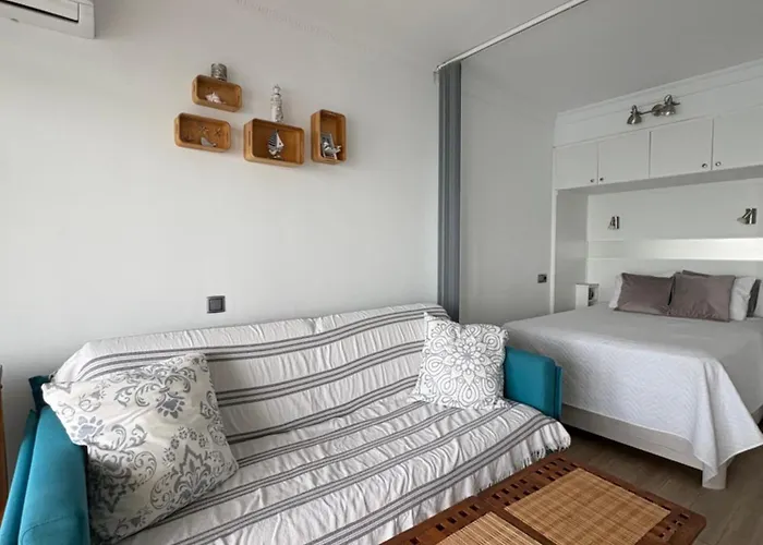 Playa La Carihuela Apartment *